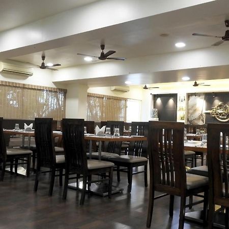 Hotel Sai Miracle Shirdi Luaran gambar