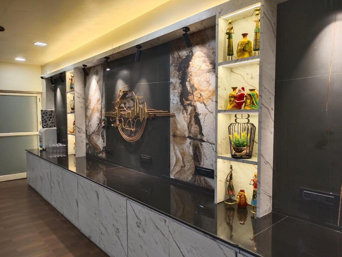 Hotel Sai Miracle Shirdi Luaran gambar