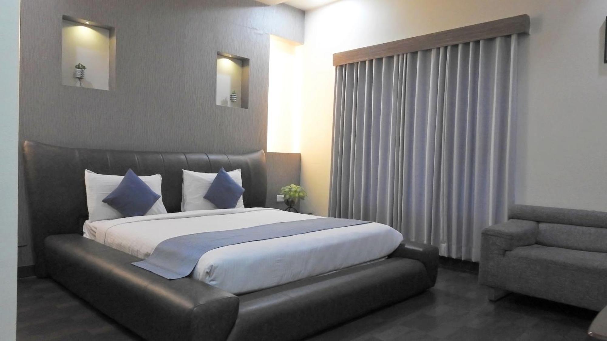 Hotel Sai Miracle Shirdi Luaran gambar