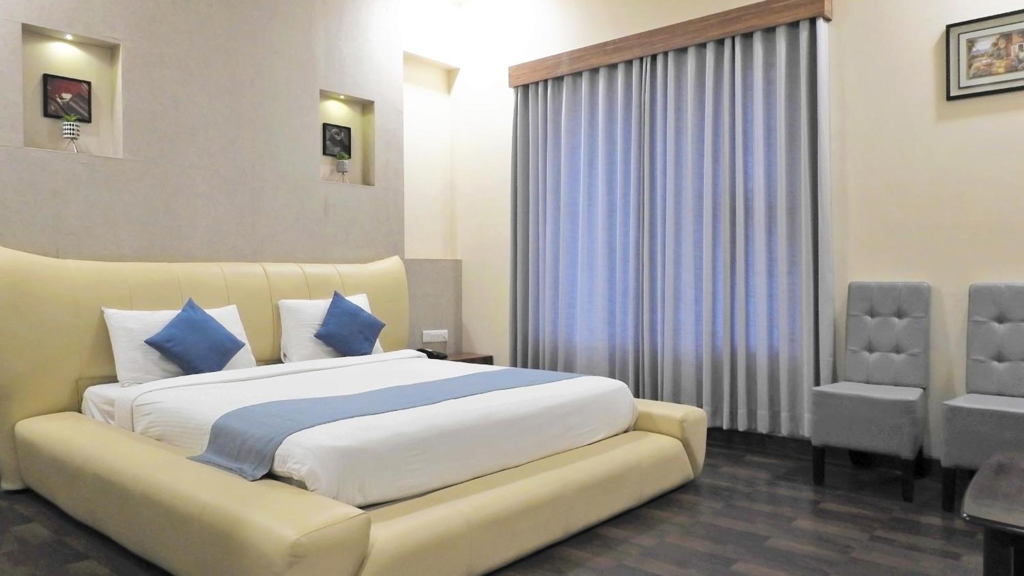 Hotel Sai Miracle Shirdi Luaran gambar