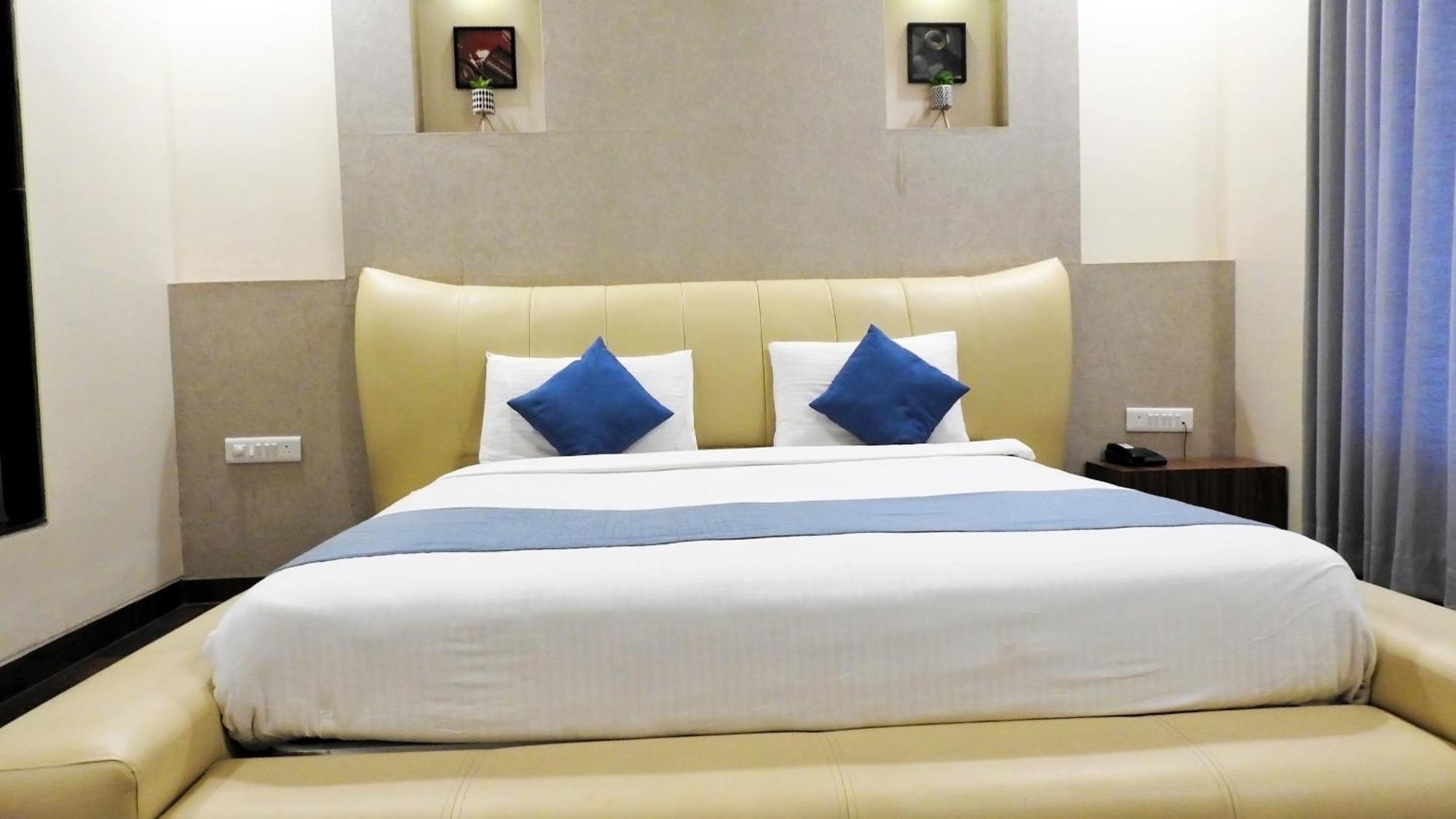 Hotel Sai Miracle Shirdi Luaran gambar