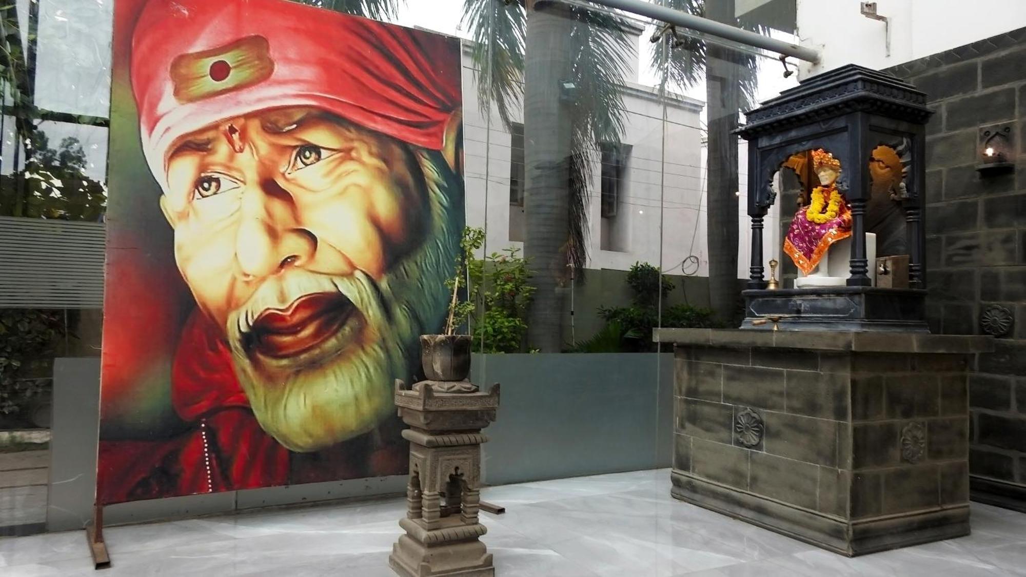 Hotel Sai Miracle Shirdi Luaran gambar