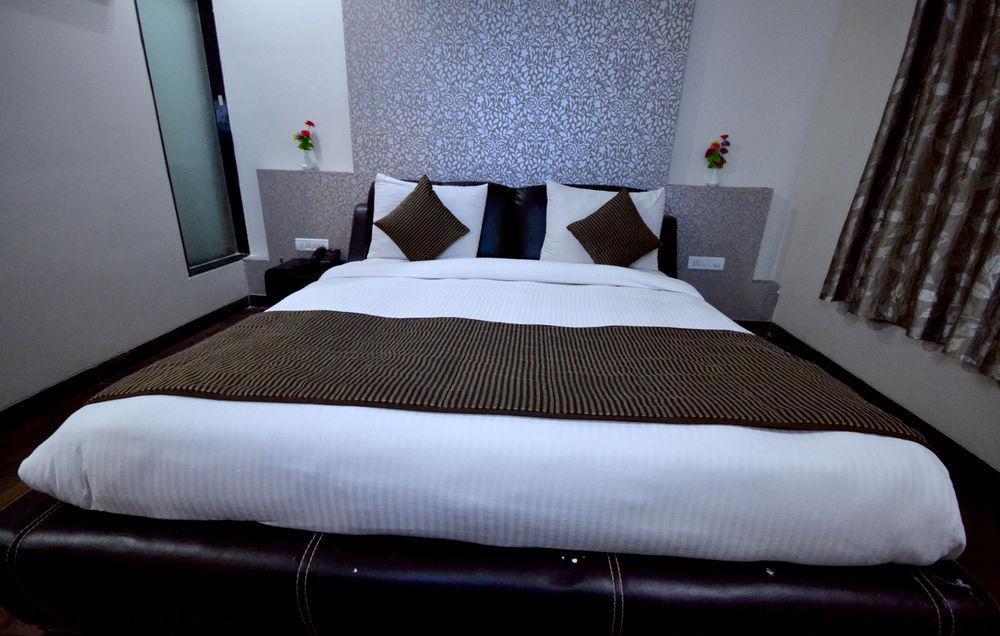 Hotel Sai Miracle Shirdi Luaran gambar