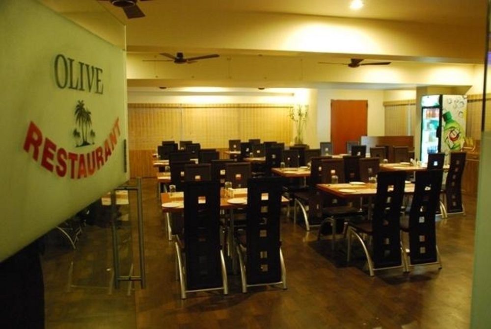 Hotel Sai Miracle Shirdi Luaran gambar