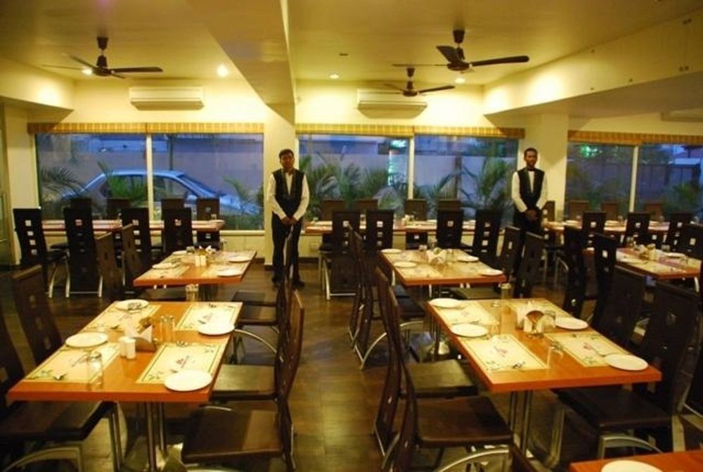 Hotel Sai Miracle Shirdi Luaran gambar
