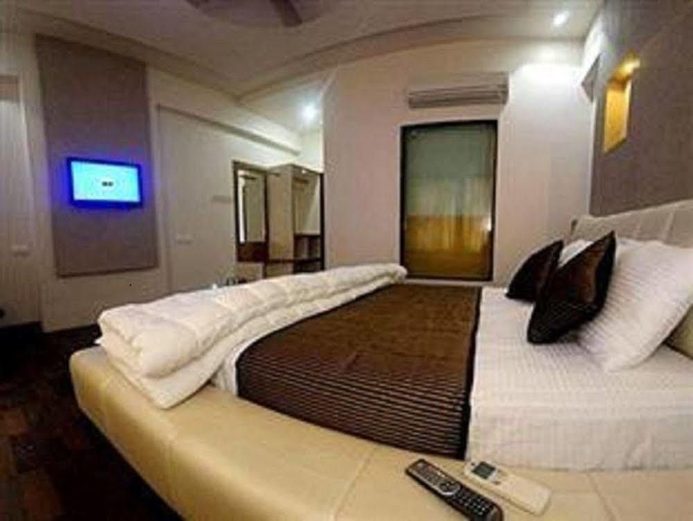 Hotel Sai Miracle Shirdi Luaran gambar